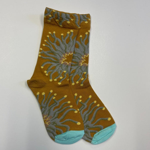 Beholder patterned sock