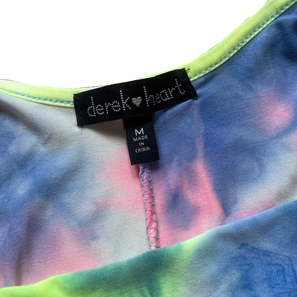tyedye derek heart juniors tie dye pattern bike shorts close up