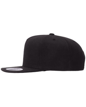 Sport-Tek® Yupoong® Flat Bill Snapback Cap(6 panel)